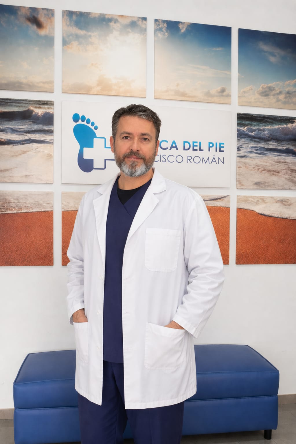 Francisco Román García — Podólogo en Dos Hermanas, Sevilla